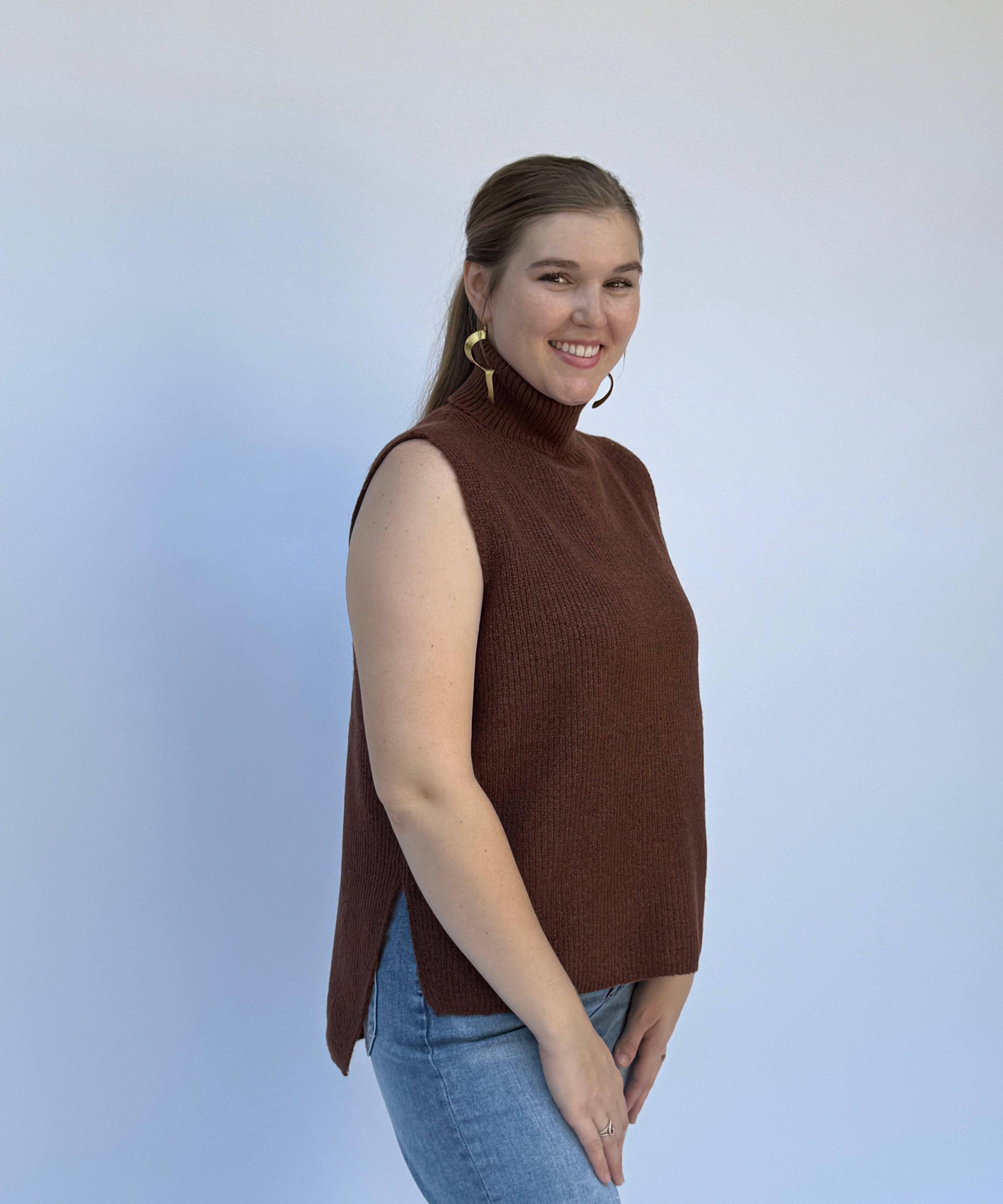 Sleeveless Turtleneck Sweater Vest