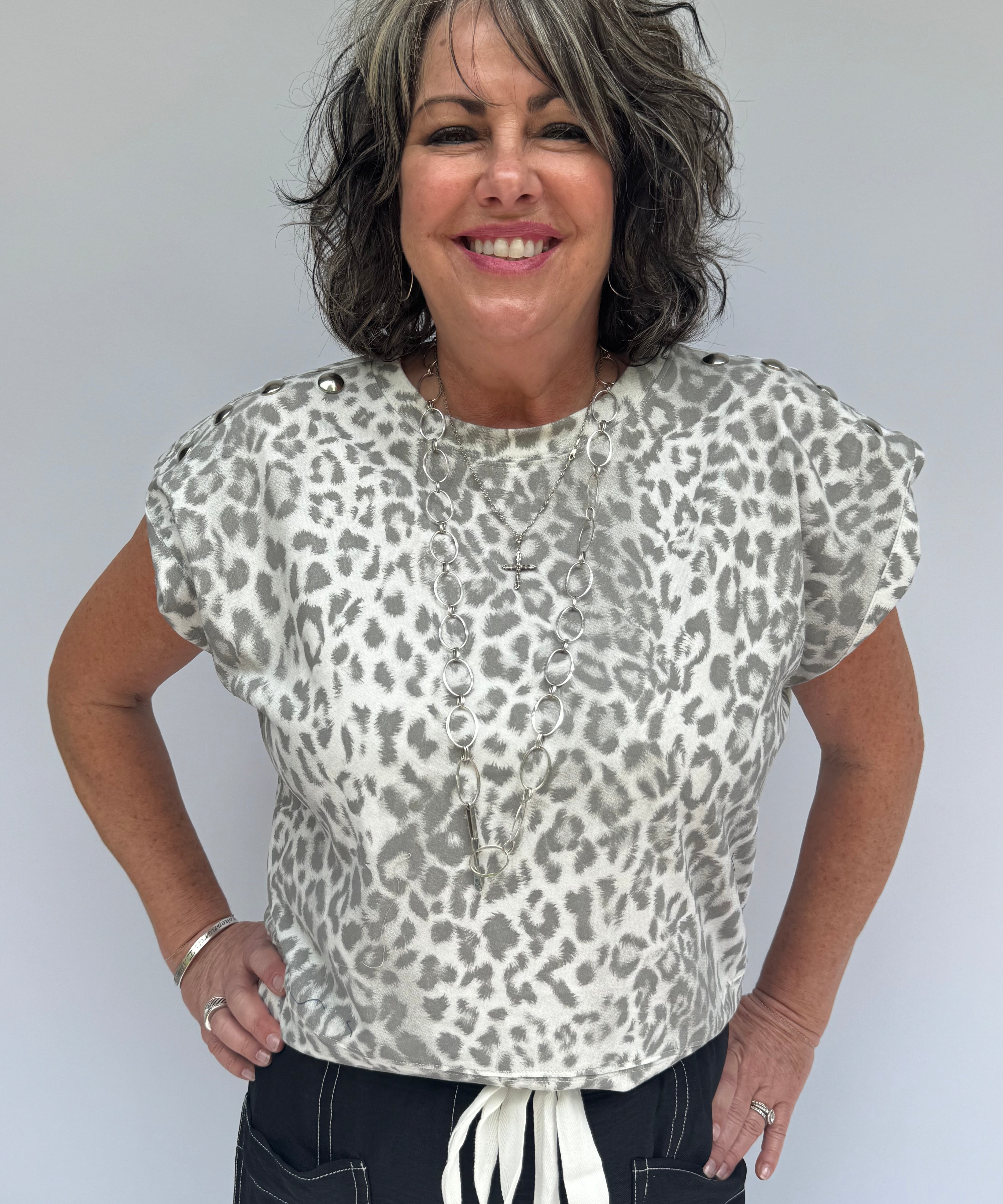 leopard print pullover top