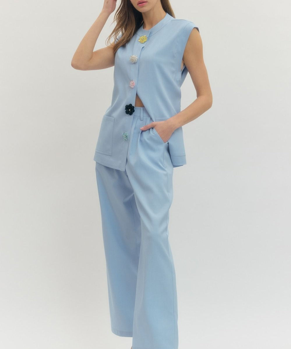 Sleeveless Jacket with Embellished Button