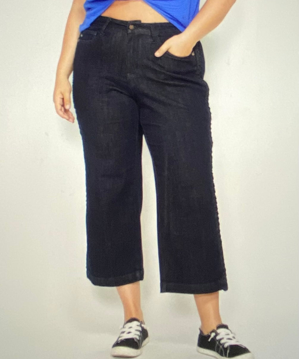 Judy Blue crop wide leg jean - Curvy